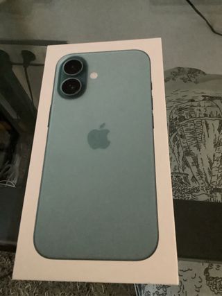 iPhone 11 128GB Verde mai usato, regalo