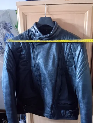 Chaqueta de cuero para motera  Talla S