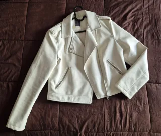 Chaqueta efecto piel