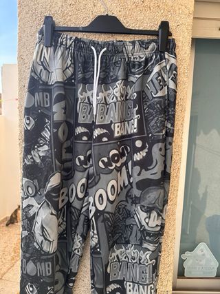 Pantalones retro estilo cómic