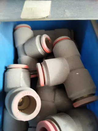 Lote Accesorios Neumática Latón y plastico