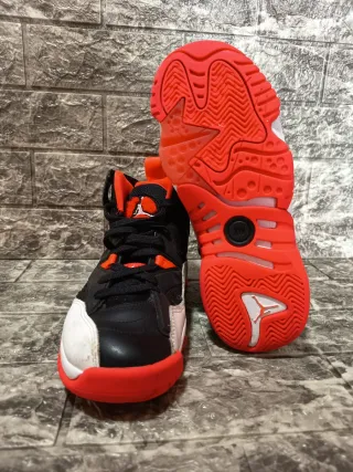 Jordan Jumpman Two Trey