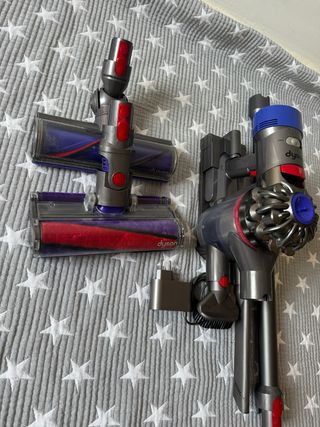 Aspirapolvere Dyson V8