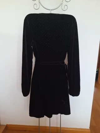 Vestido de terciopelo negro