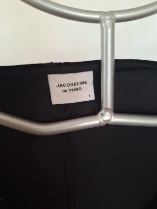 Vestido de terciopelo negro