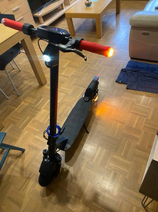 Patinete Eléctrico Red Bull Racing