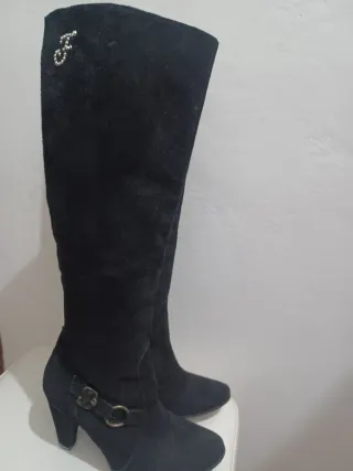 Stivali lunghi Betty Flowers camoscio neri