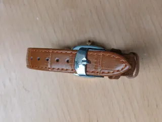 Reloj Cordella Mecánico NOS Dorado