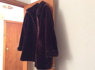 Abrigo CHAQUETÓN marrón PELETERIA MOUTON