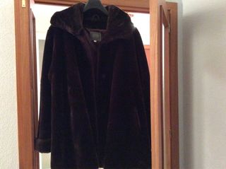 Abrigo CHAQUETÓN marrón PELETERIA MOUTON