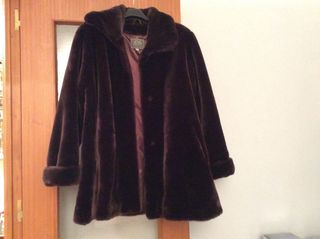 Abrigo CHAQUETÓN marrón PELETERIA MOUTON