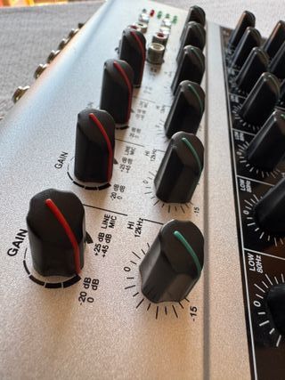 Mesa de Mezclas BCT MM802 USB