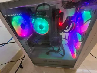 PC Gaming, ryzen 3700x, radeon 6700.