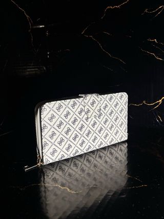 Cartera de Mujer con Diseño Geométrico