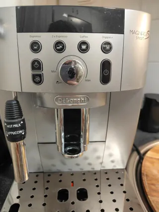 Cafetera DeLonghi Magnifica S Smart Automática