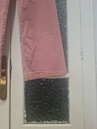 Pantalón vaquero ancho rosa Lefties