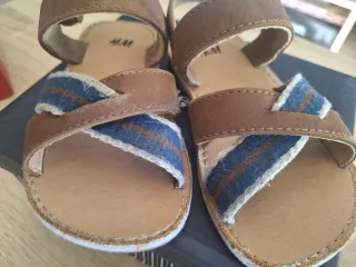 Sandalias niño H&M