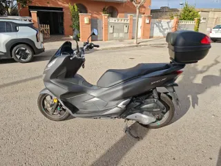 Honda PCX 125cc Mate