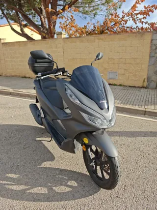 Honda PCX 125cc Mate