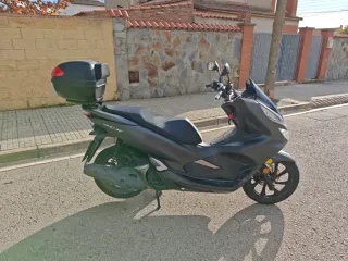 Honda PCX 125cc Mate
