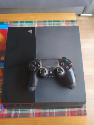 PS4 + giochi + borsa