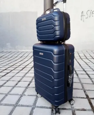 Conjunto Maletas Cabina y Neceser Azul