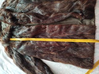 Abrigo de mujer de piel natural marrón oscuro