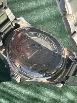 Reloj Lotus Cronógrafo Dorado y Plateado