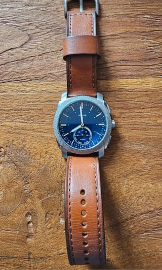 Reloj híbrido Fossil Q.