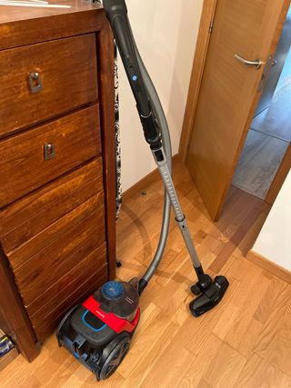Aspirador Philips PowerPro Compact