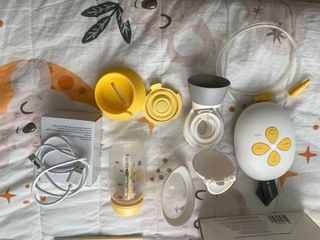 Sacaleches Medela Solo REGALO biberón Medela