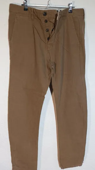 Pull&Bear Pantalón Marrón Botones
