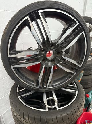 Llantas de aleación negras y plateadas BMWX5 3 y 5