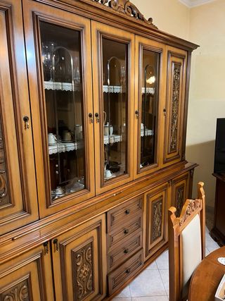 Mobile soggiorno in legno e vetro