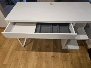 Mesa escritorio/ordenador blanca