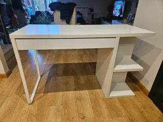 Mesa escritorio/ordenador blanca