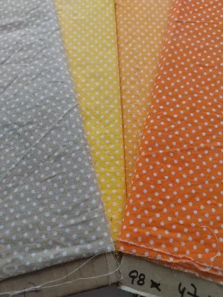 Telas de algodón con lunares