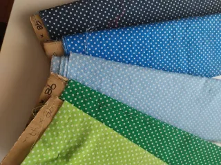 Telas de algodón con lunares