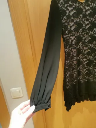 Vestido negro encaje