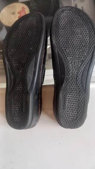 Zuecos Flex Otoño/Invierno Negros.