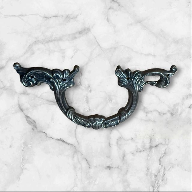 Tirador de mueble estilo barroco