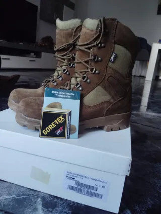 Botas Militares de montaña Gore-Tex Talla 41.