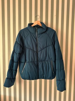 Chaqueta acolchada turquesa