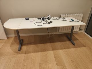 Mesa de oficina escritorio Ikea blanca