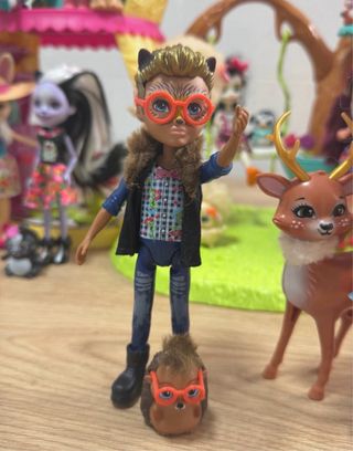 Enchantimals Casa Árbol y 11 Muñecas