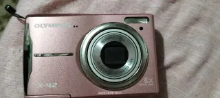 Cámara Olympus X-42 Rosa