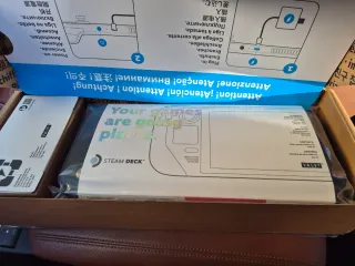 Steam Deck 256GB LCD sigillato