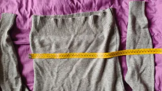 Maglioncino collo alto beige/grigio taglia unica