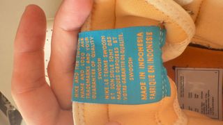 Nike Air Jordan 1 Beige Amarillo