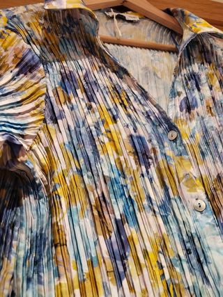 Blusa Mango Plisada Flores XL